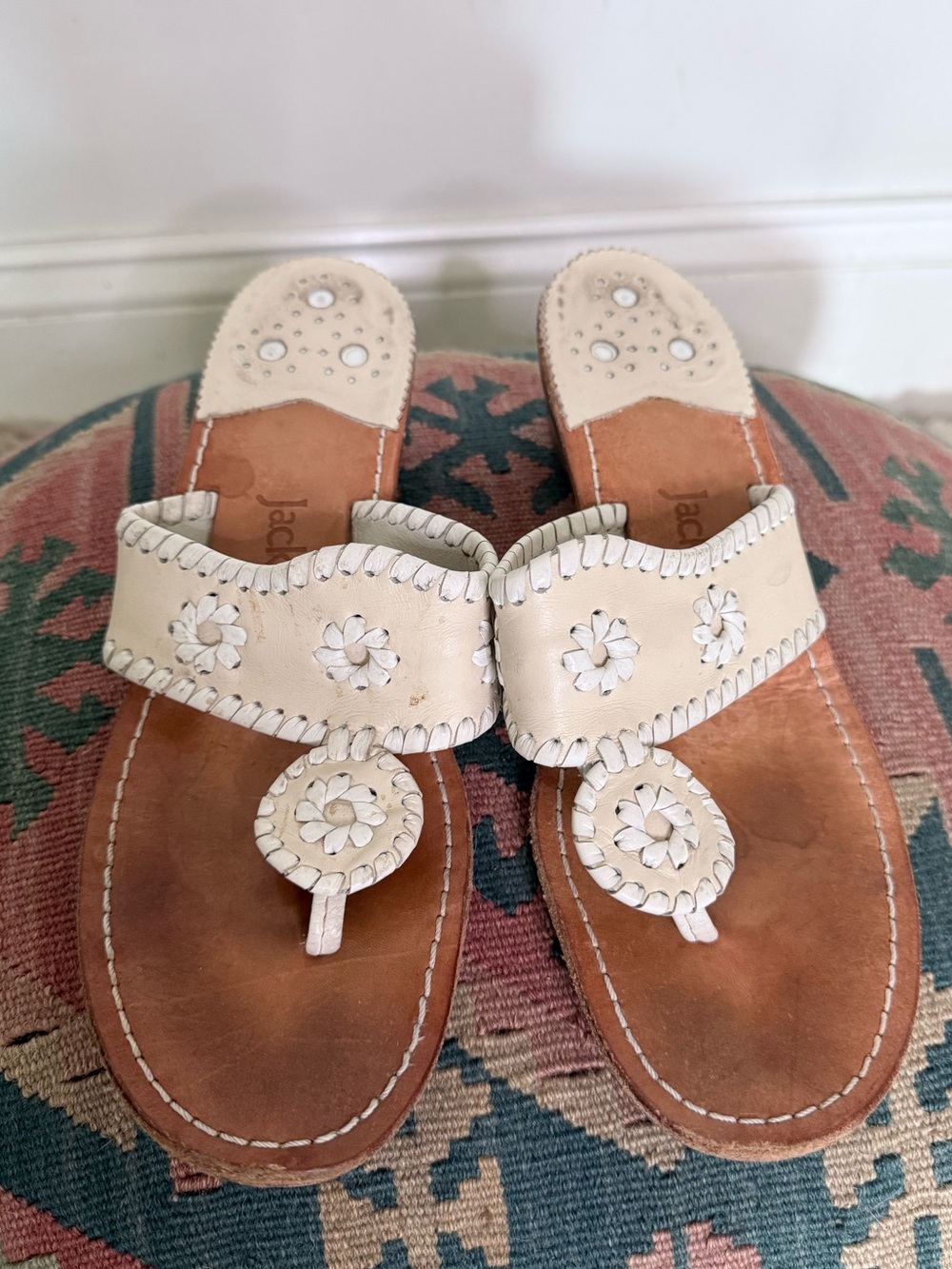 Jack Rogers White & Tan Leather Navajo Wedge Sandals – Size 8